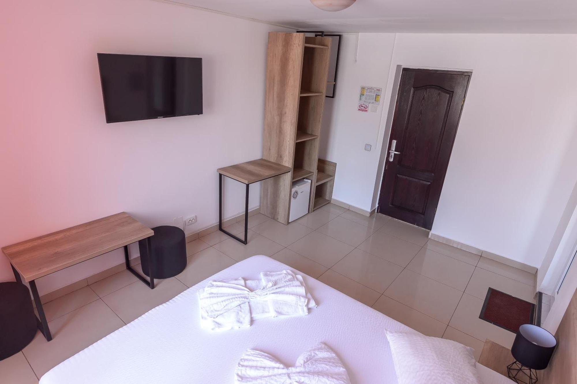 Hotel Proton K3 Neptun Extérieur photo